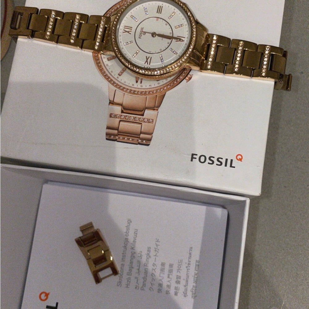 Hybrid smart watch